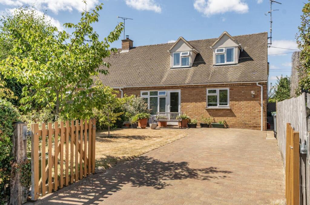 Main image of property: High Street, Milton-Under-Wychwood, Chipping Norton