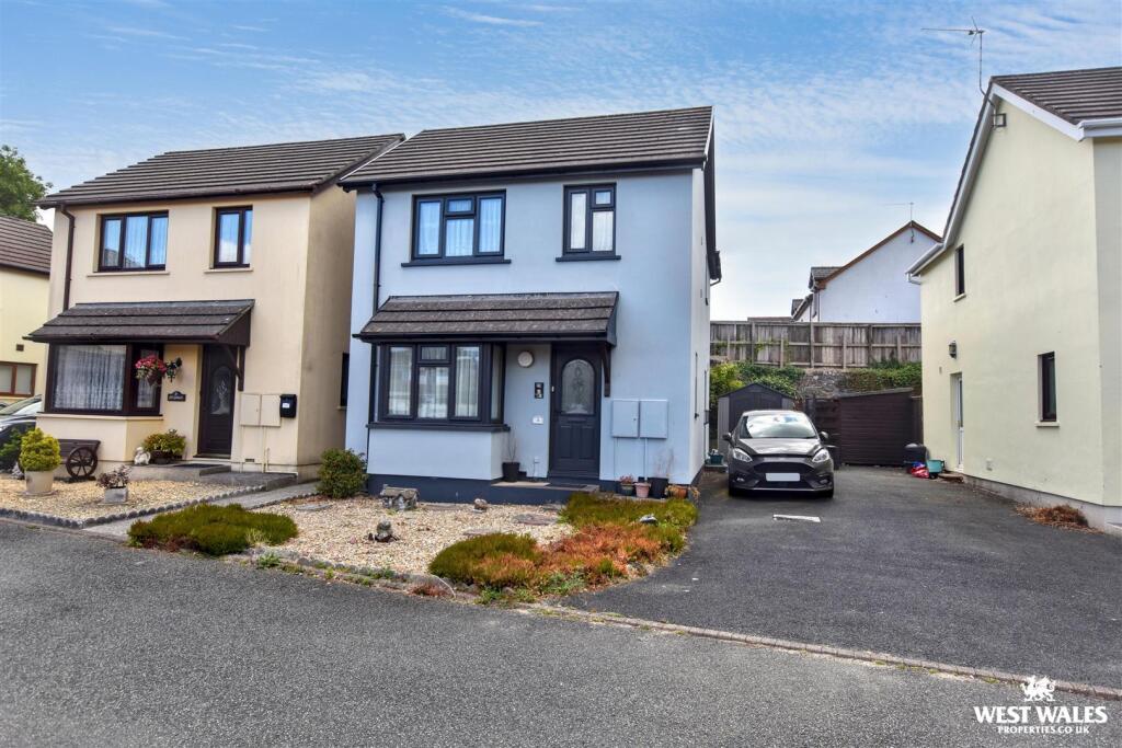 Main image of property: Two Penny Hay Close, Pembroke