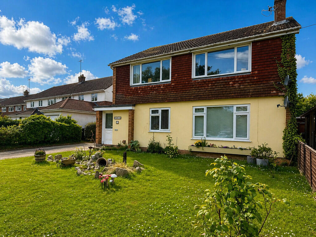 Main image of property: Malwood Road, Hythe, Southampton