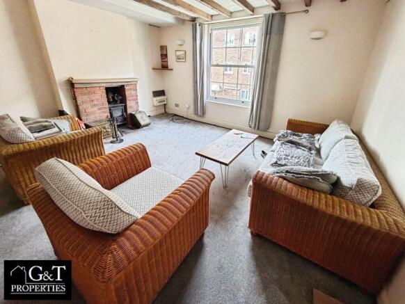 SECOND FLOOR RECEPTION ROOM