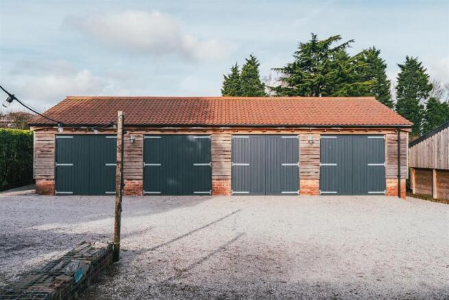 Four-Bay Outbuilding