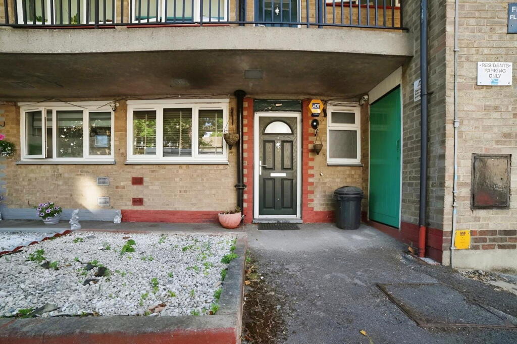 Main image of property: Flintmill Crescent, London, SE3 8LY