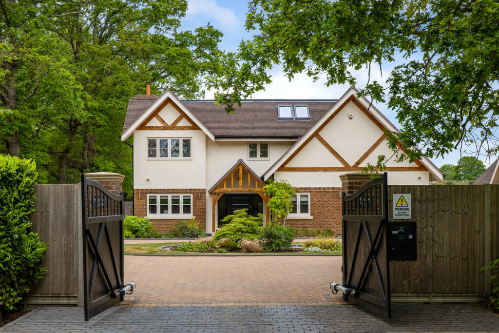 Main image of property: Chobham, Surrey, GU21 2