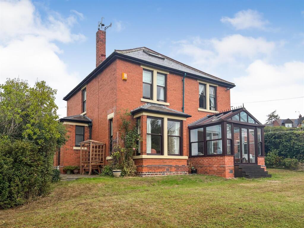 Main image of property: High Street, New Whittington, Chesterfield