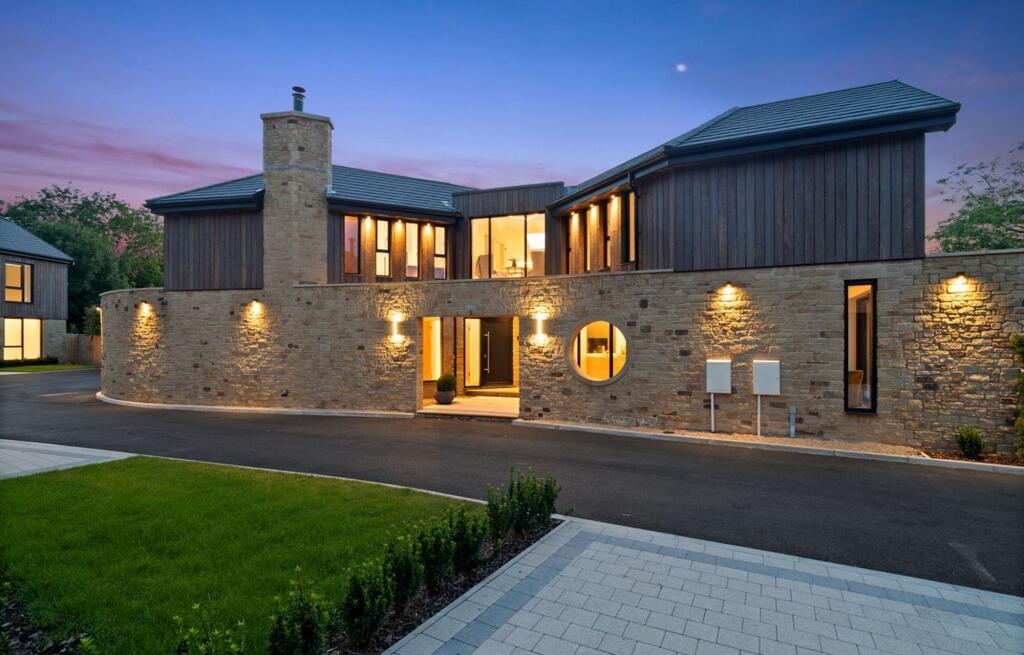 Main image of property: Fieldstone Gardens, Stalmine, FY6