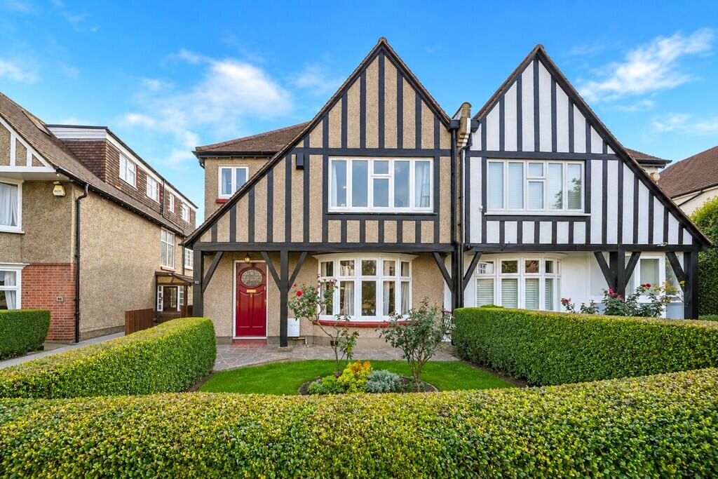 Main image of property: Ranelagh Road, London