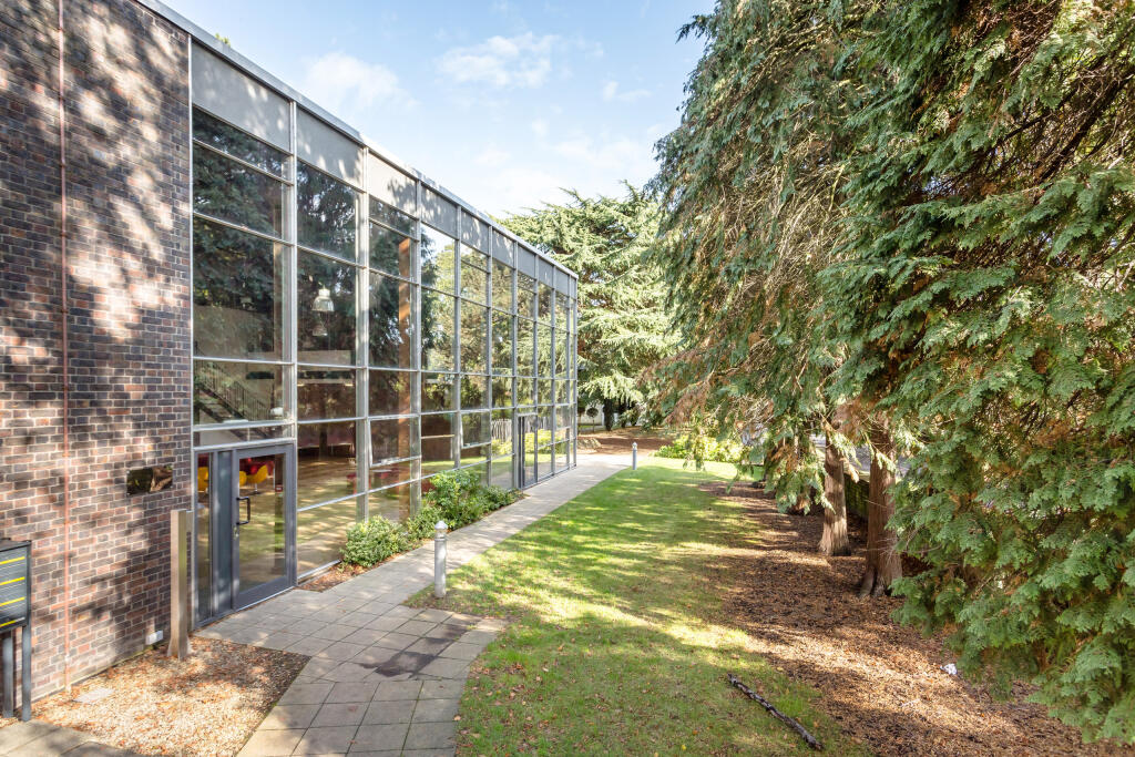 Main image of property: Nellis Hall, Hatfield Road, St. Albans, Hertfordshire