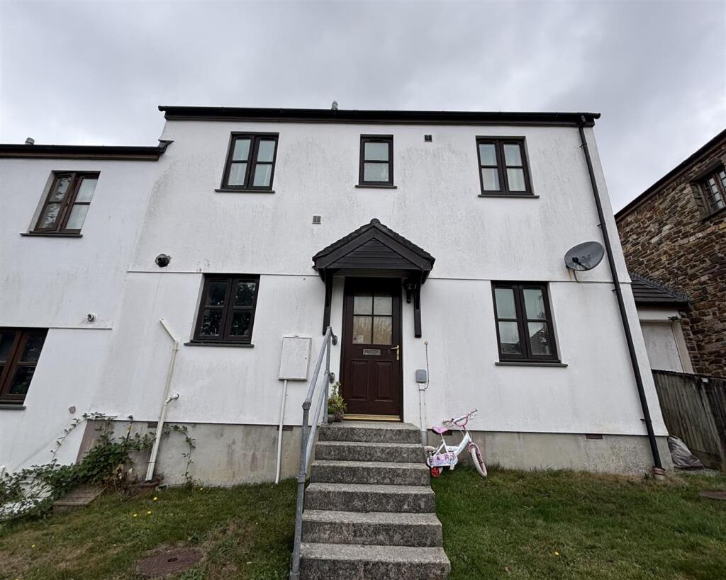 Main image of property: Halbullock View, Gloweth