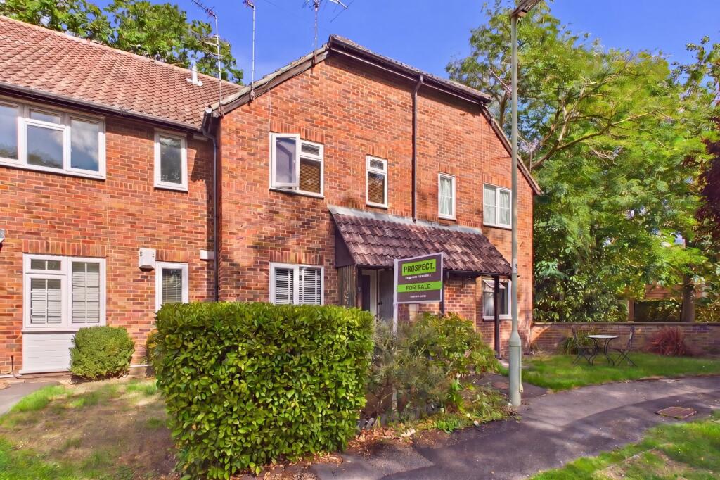 Main image of property: Vesey Close, Farnborough, Hampshire, GU14