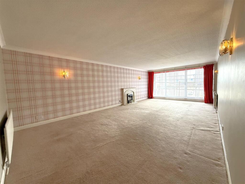 Main image of property: St. Annes Road West, Lytham St. Annes