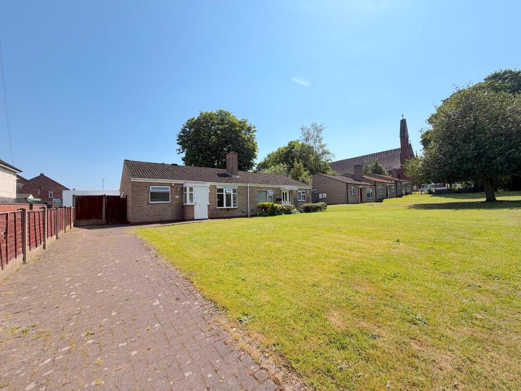 Main image of property: Cannock Road, Chadsmoor, Cannock, WS11
