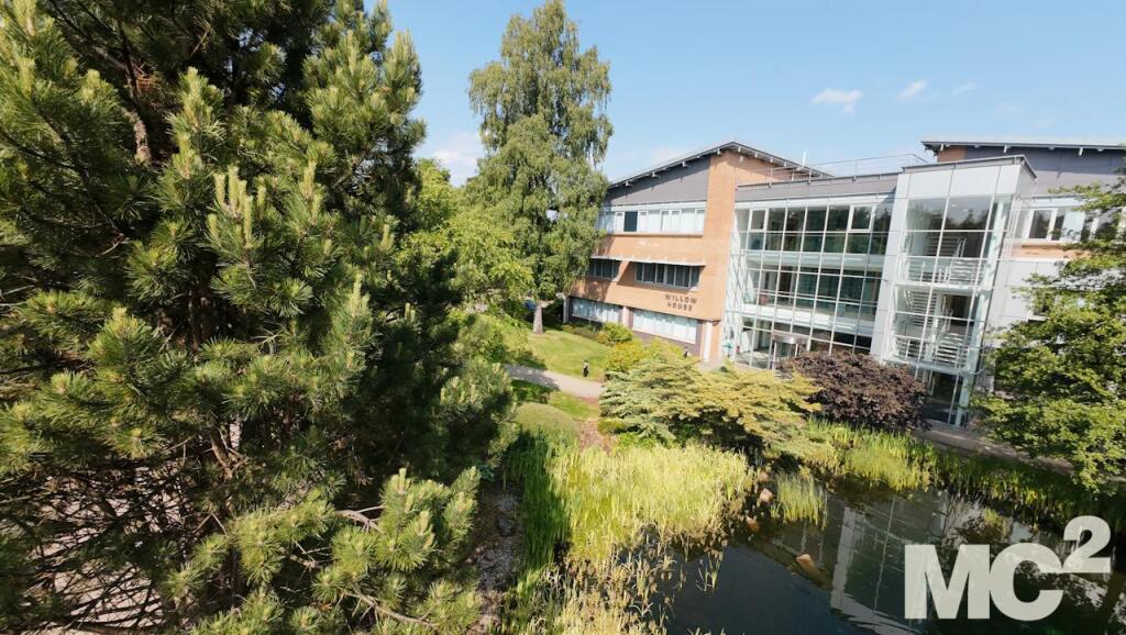 Willow exterior.JPG