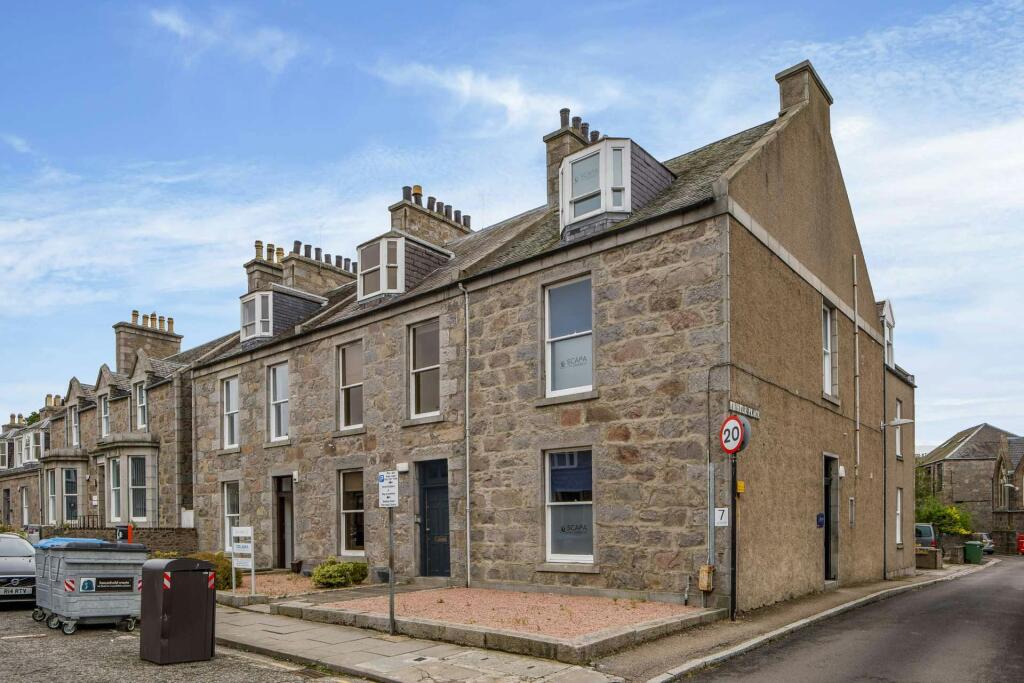 Main image of property: 9 Victoria Street, Aberdeen, AB10 1XB