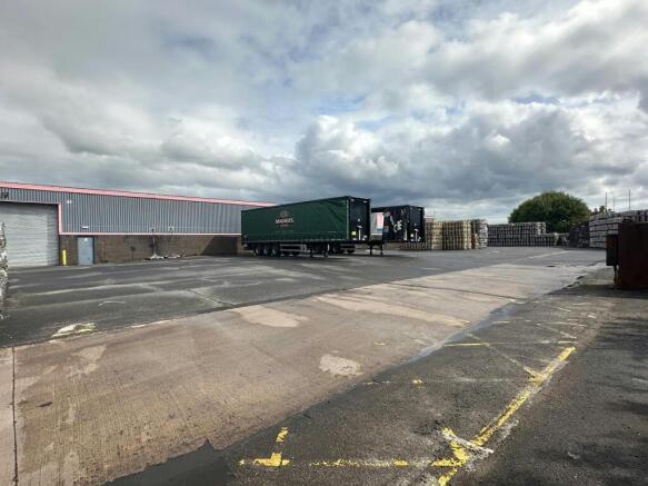 Unit 5-6 SouthPoint - 011.jpg