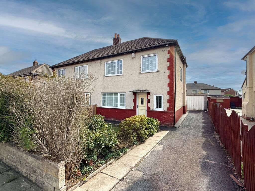 Main image of property: Plumpton Lea, Wrose, Bradford, BD2
