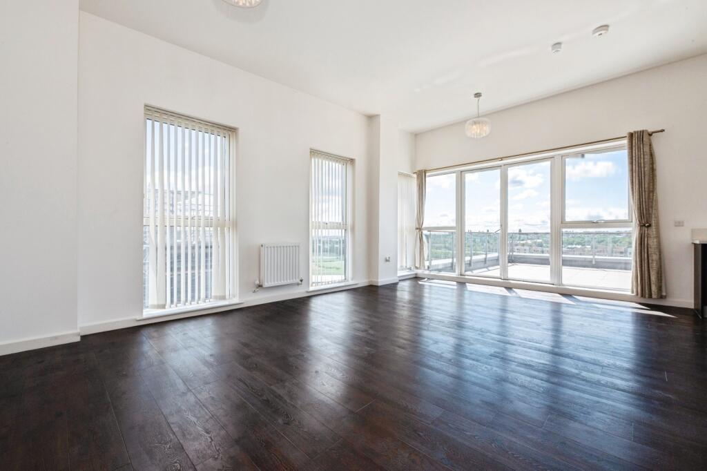Main image of property: Clovelly Place, Greenhithe, Kent, DA9