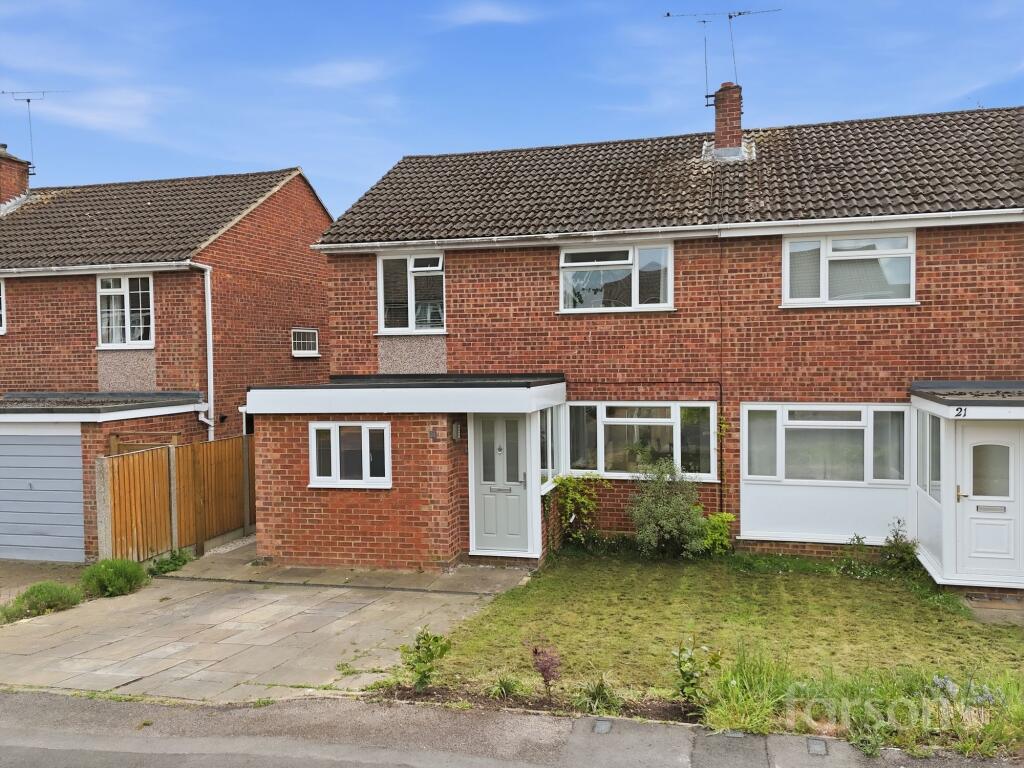 Main image of property: Poppy Close, Pilgrims Hatch, CM15