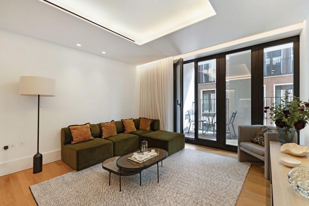 Main image of property: Lancer Square, London, W8