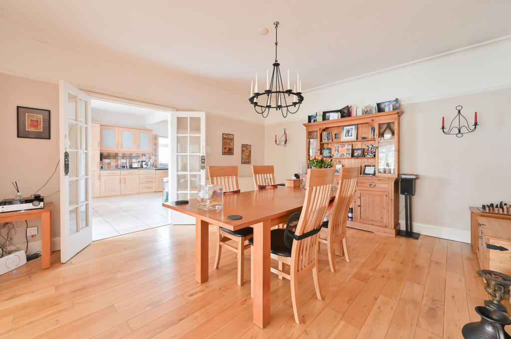 Main image of property: Upton Gardens, Kenton, Harrow, HA3