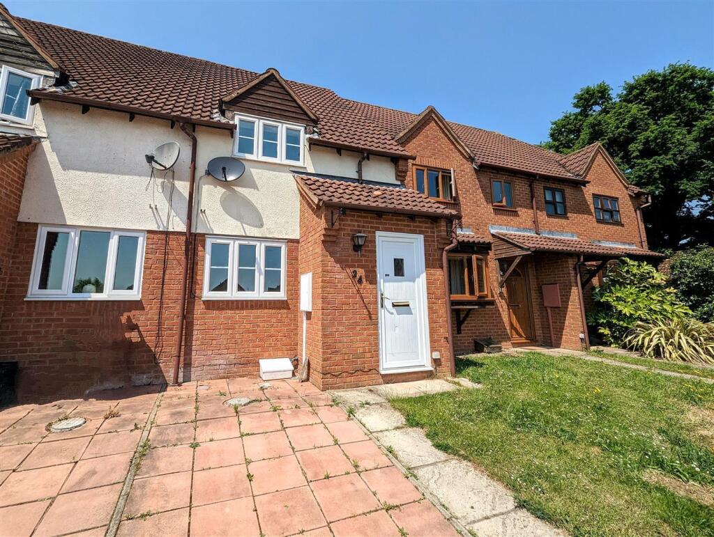 Main image of property: Russett Way, Newent, Gloucestershire