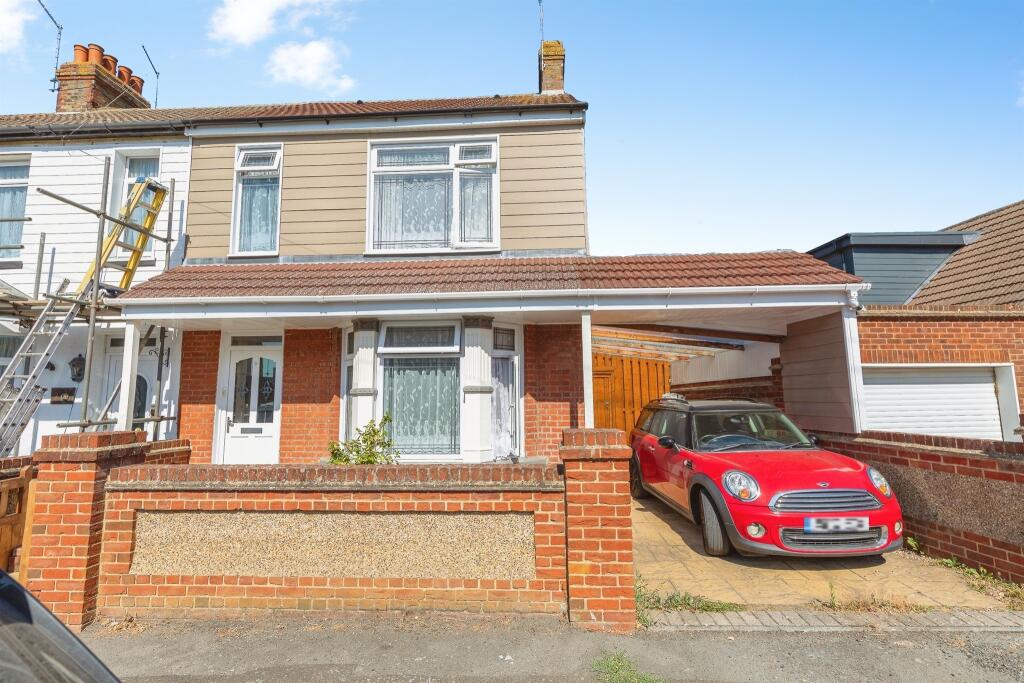 Main image of property: Glebe Road, Gillingham