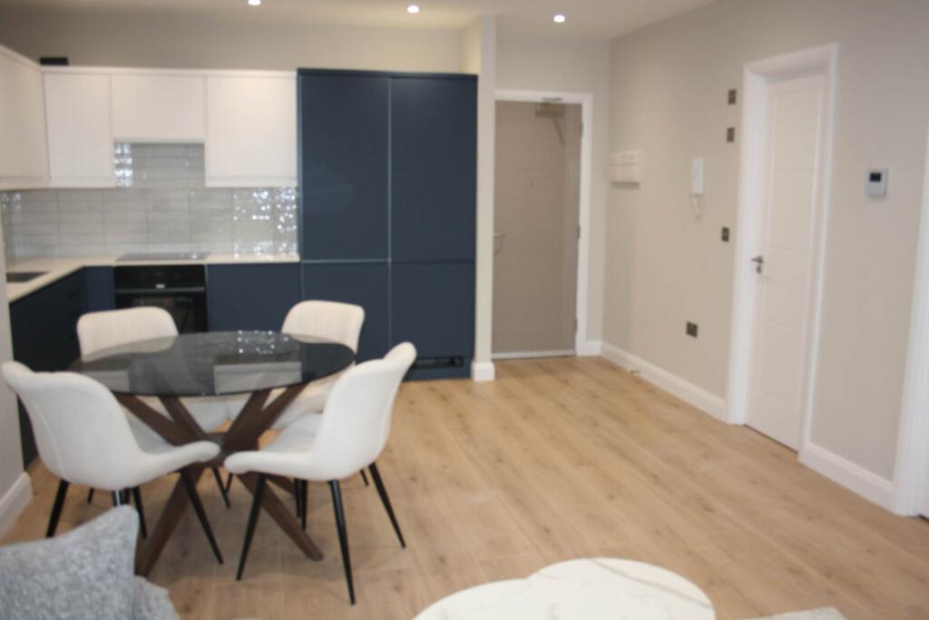 Main image of property: 16 St Cuthbert Street Bedford