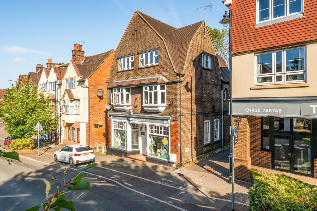 Main image of property: London Road, Hindhead, GU26