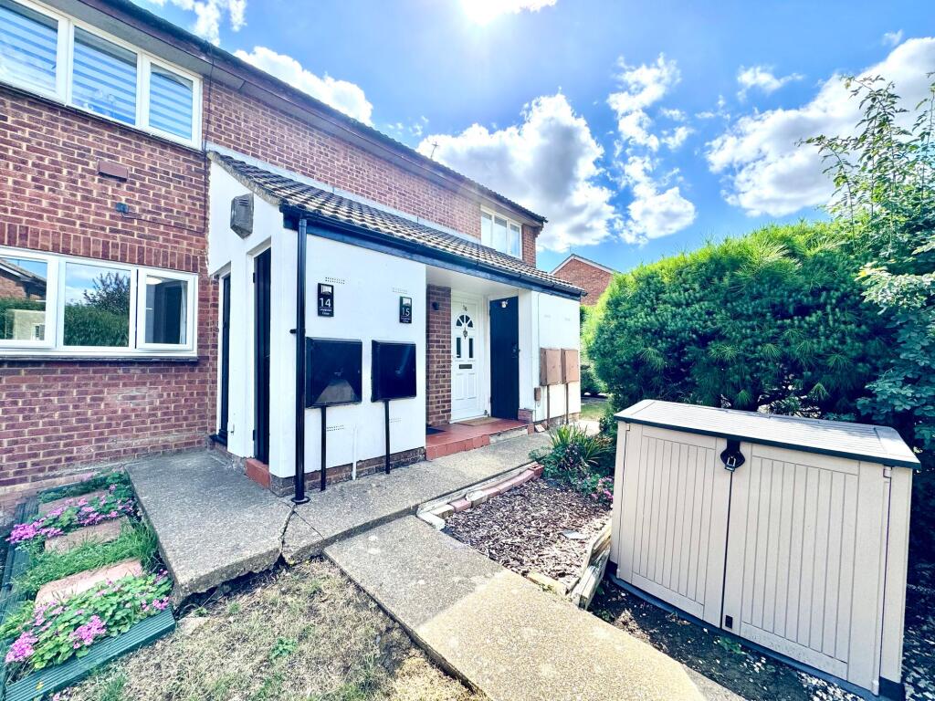 Main image of property: Leygreen Close, Luton, LU2