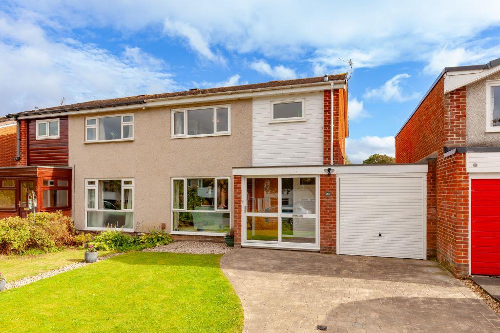 Main image of property: 20 Cairns Drive, Balerno, EH14 7HH