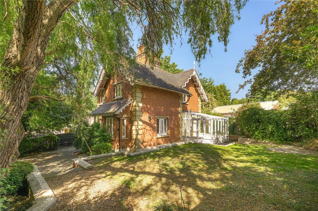 Main image of property: Abbotsbury Road, London, W14