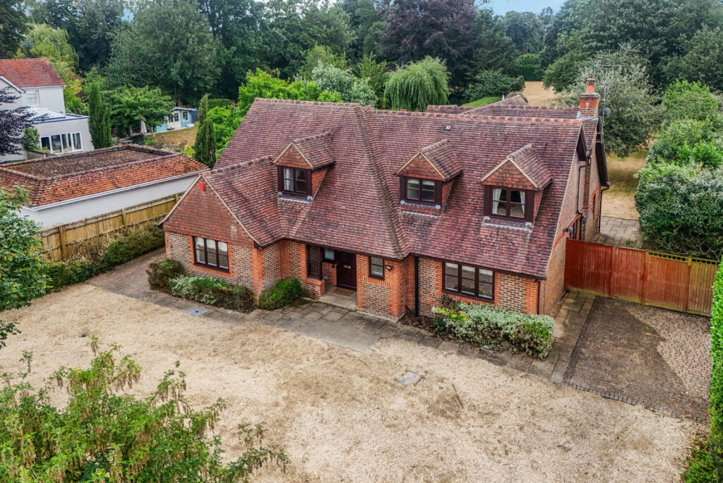 Main image of property: Milley Road, Waltham St. Lawrence, Reading, Berkshire, RG10