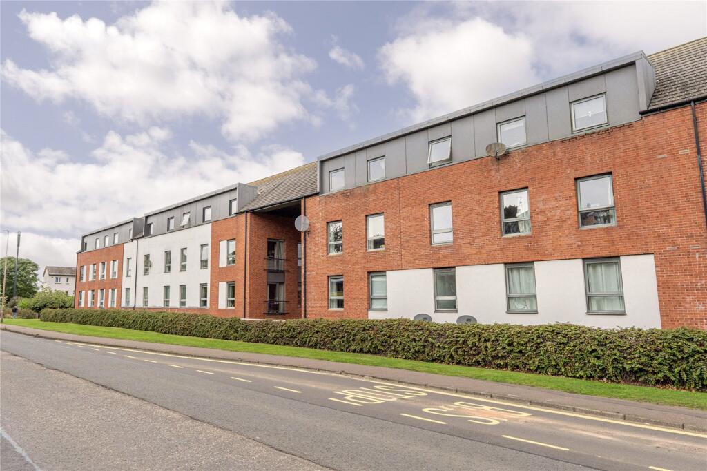 Main image of property: 4/6 Ferry Gait Place, Edinburgh, EH4