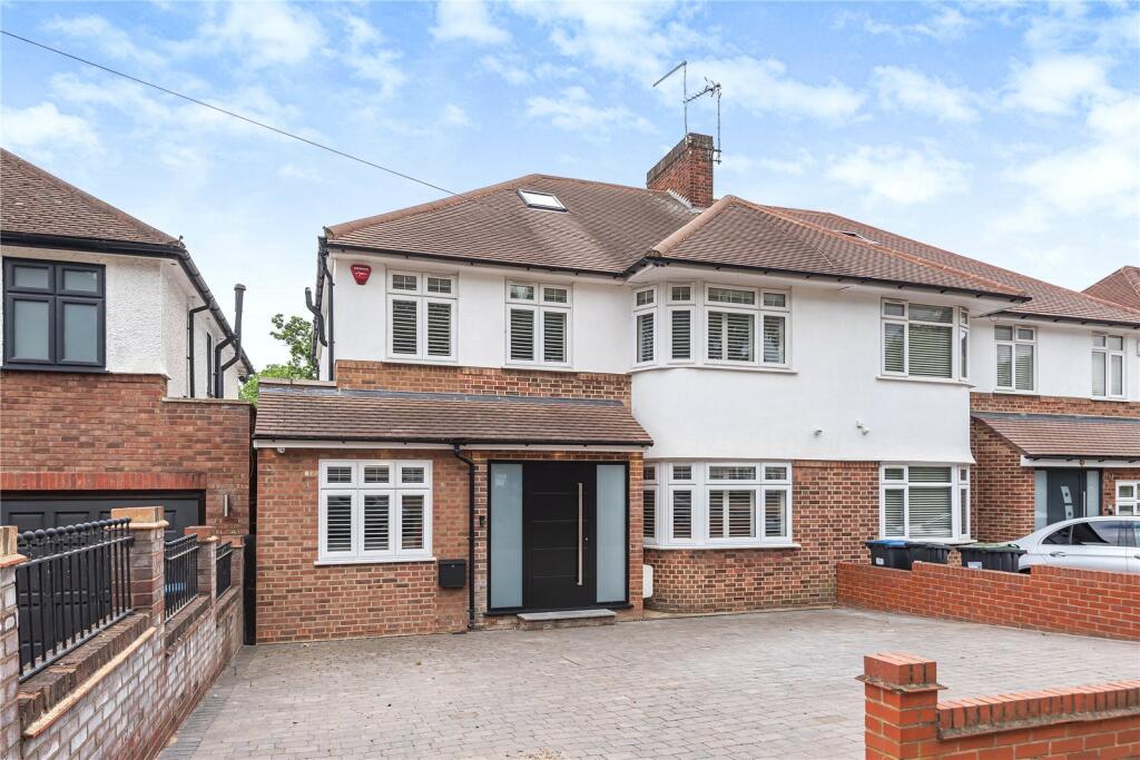 Main image of property: Chaseville Park Road, Winchmore Hill, London, N21