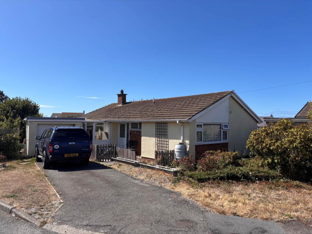 Main image of property: St James Close, Llanon