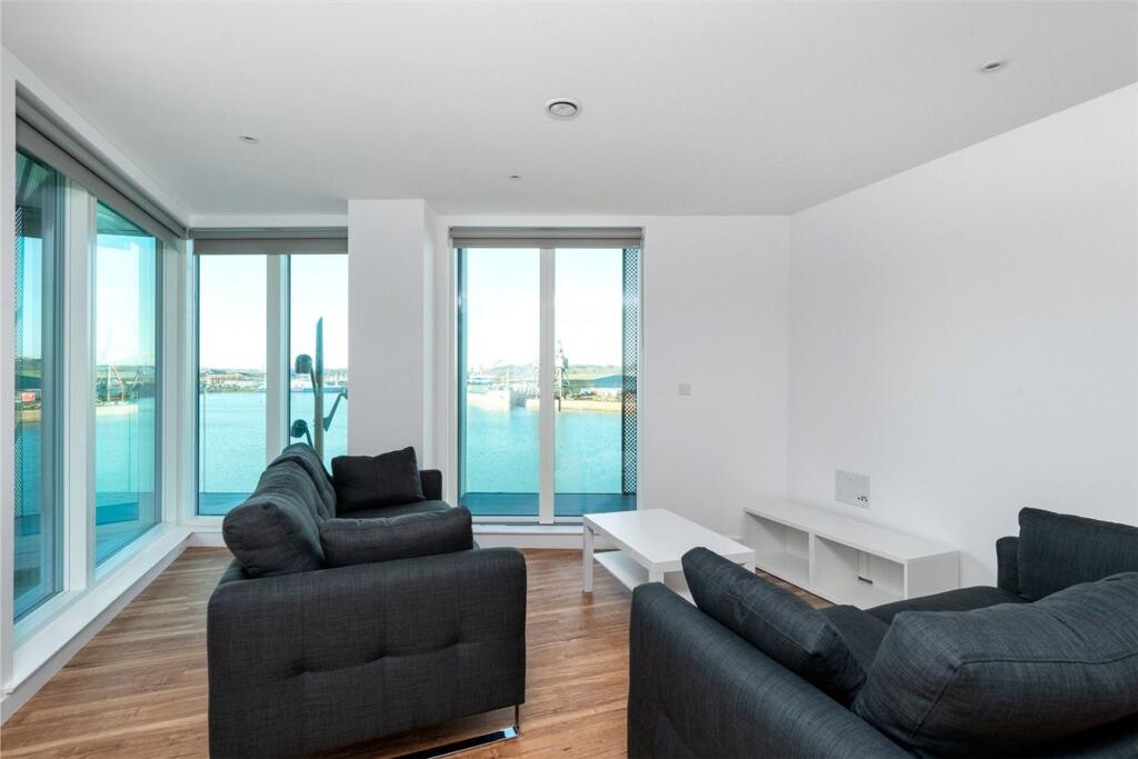 Main image of property: North House, Gillingham Gate Road, ME4