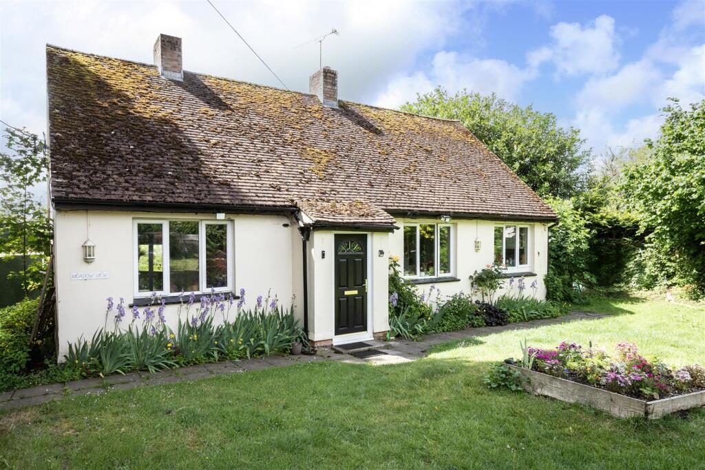 Main image of property: Fyfield