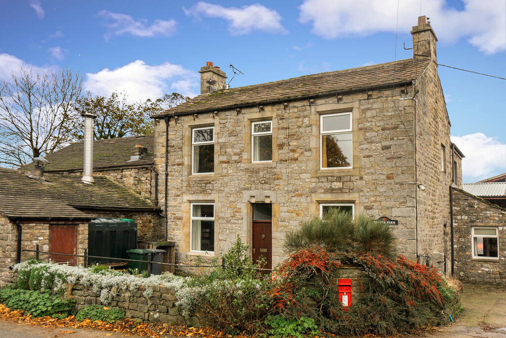 Main image of property: Brades Farmhouse, Farleton, Lancaster, LA2 9LF