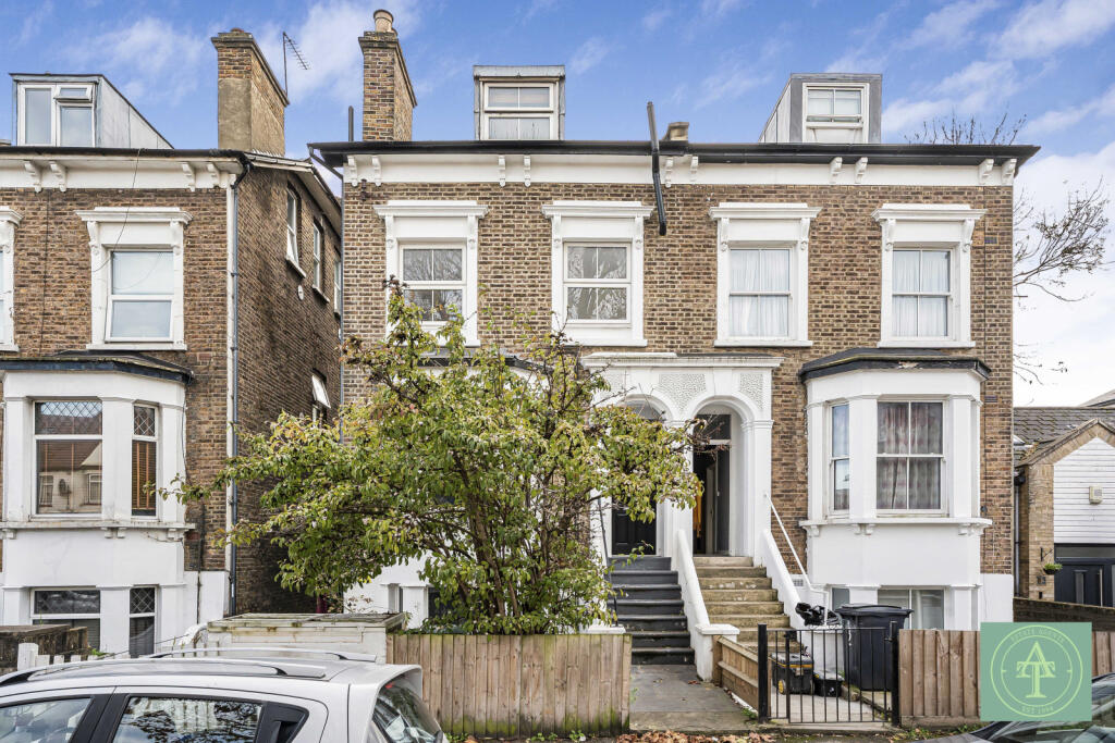 Main image of property: Pellatt Grove, Wood Green, London, N22