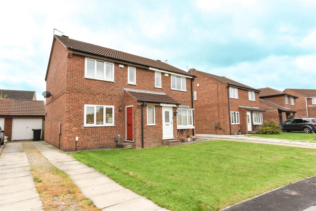 Main image of property: Deerhill Grove Clifton Moor