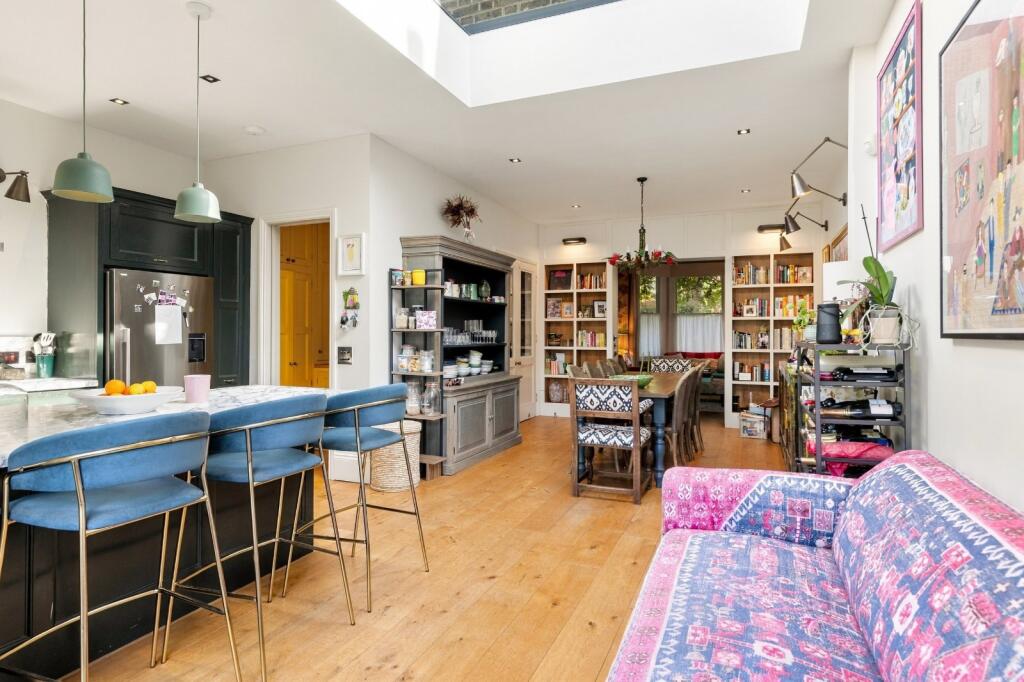 Main image of property: Wallingford Avenue, Notting Hill, London, W10