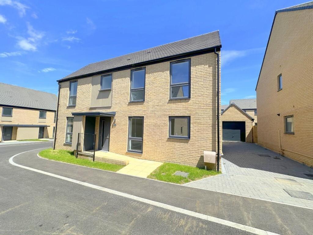 Main image of property: Farmstead Close, Luton, LU4