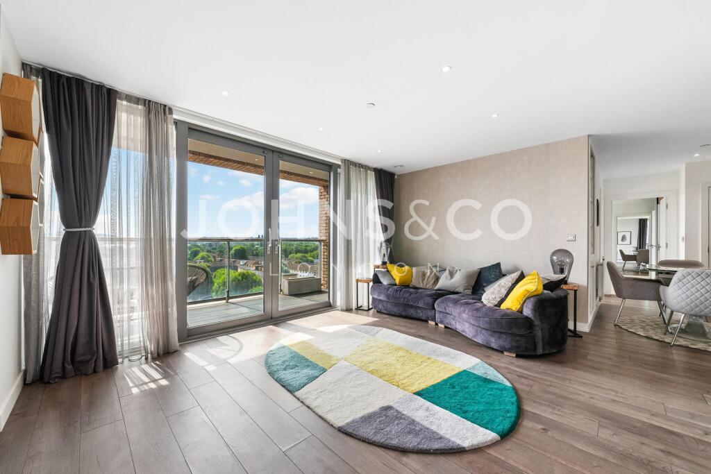 Main image of property: Heritage Tower, Canary Wharf, E14