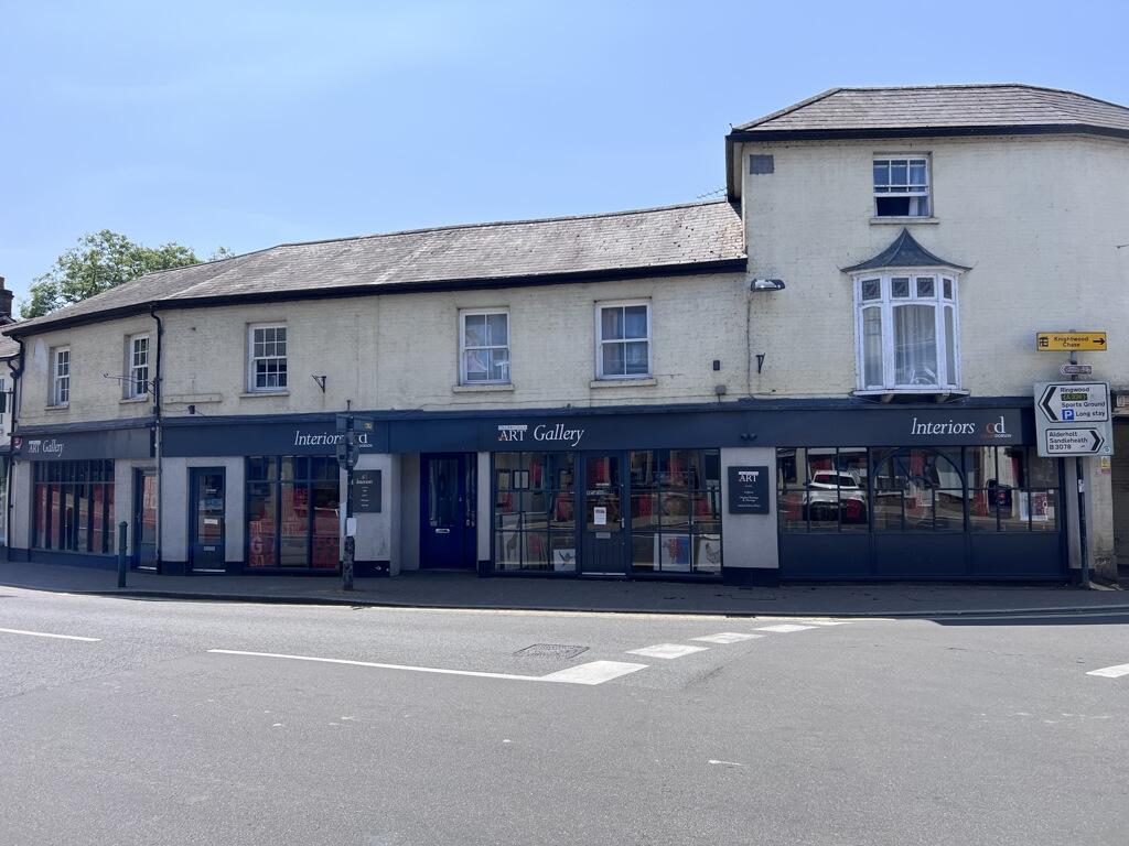 Main image of property: 2-6 Bridge Street, Fordingbridge, Hampshire, SP6 1AH
