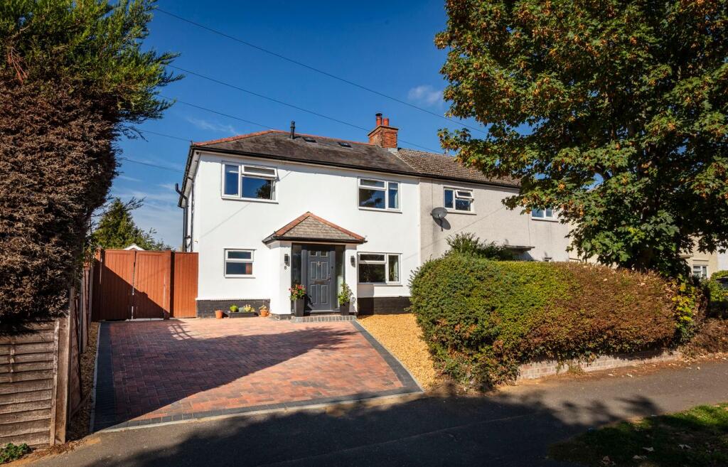 Main image of property: Hitchin Lane, Clifton, Shefford, SG17