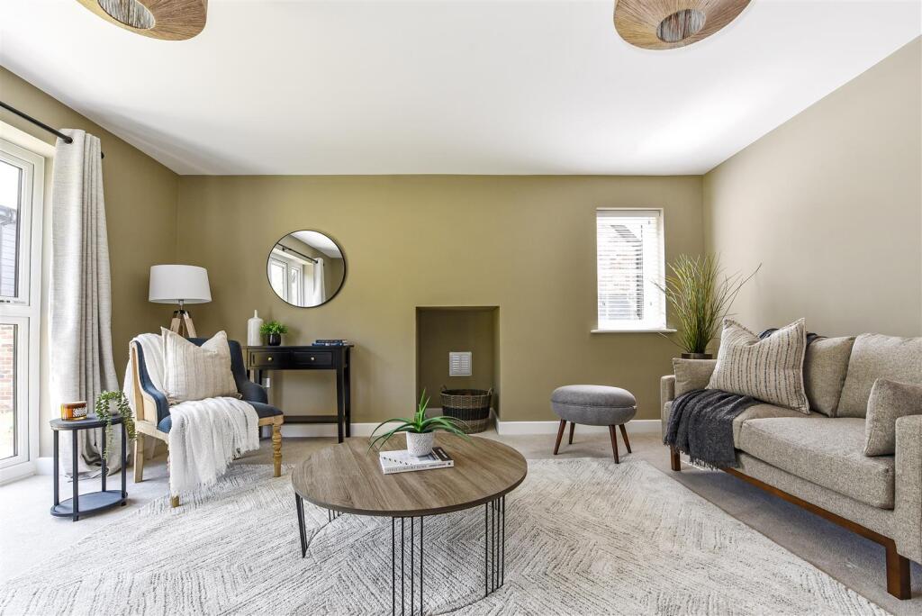 Main image of property: 1 Priors Reach, Chidham