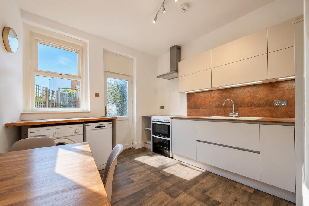Main image of property: Britannia Buildings, Merchants Road, Hotwells, Bristol, BS8