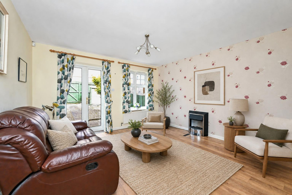 Main image of property: 54 Gylemuir Road, Corstorphine, Edinburgh, EH12 7DW