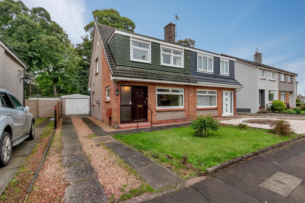 Main image of property: 3 Greenbank, Dalry, KA24 5AY