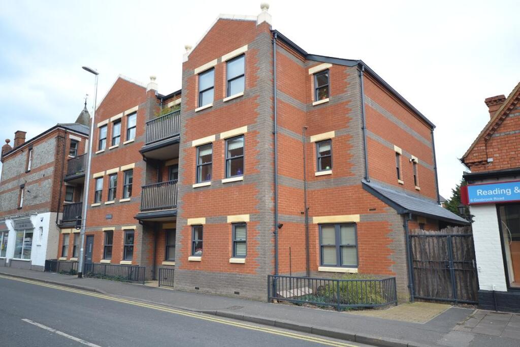 Main image of property: Carlingford House, 4 Gosbrook Road, Caversham, Reading