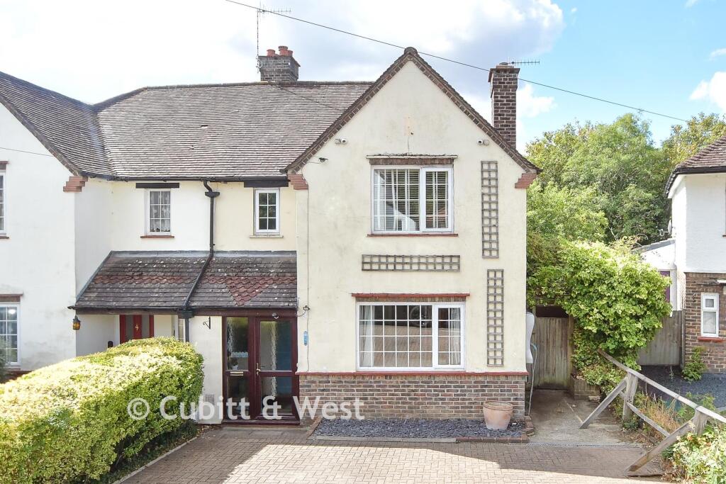 Main image of property: Linnell Road, Redhill, Surrey